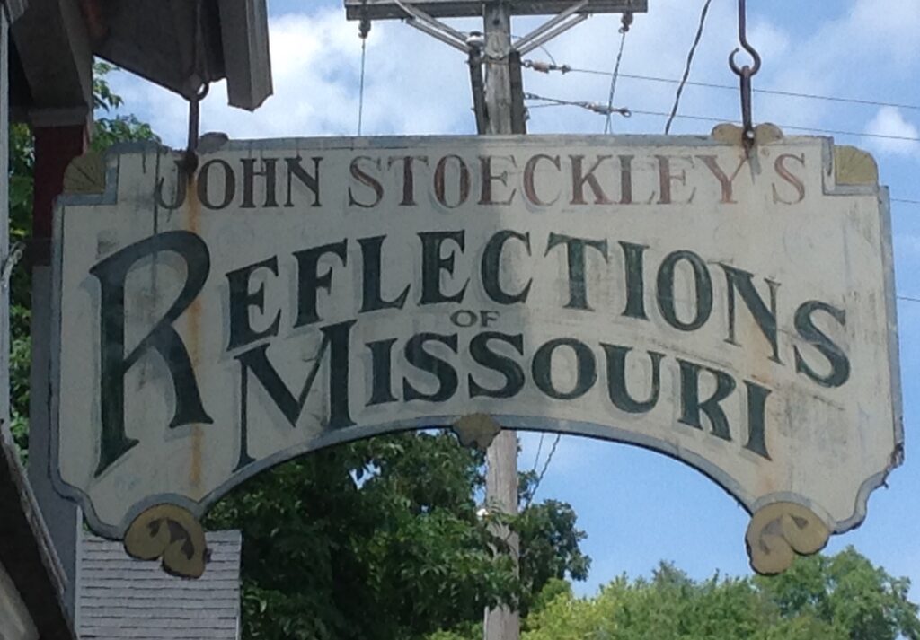 Reflections of Missouri Logo
